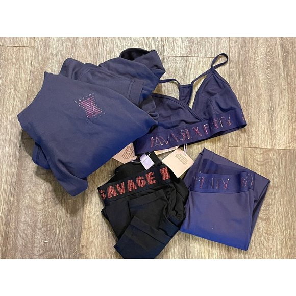 NWT Lot of 4! SAVAGE X FENTY RIHANNA 2 Leggings 1 Bra Top 1 Hooded Robe sz.XS/S - Picture 1 of 11